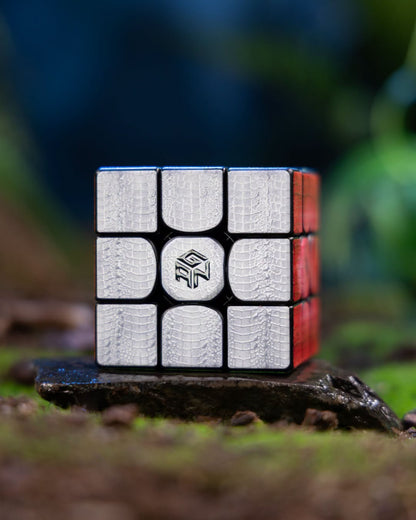 GAN x Jurassic Park 17 MagDrive UV